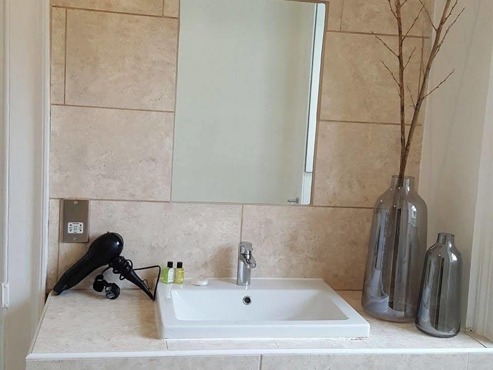 Grigshot Apartment Страуд Экстерьер фото