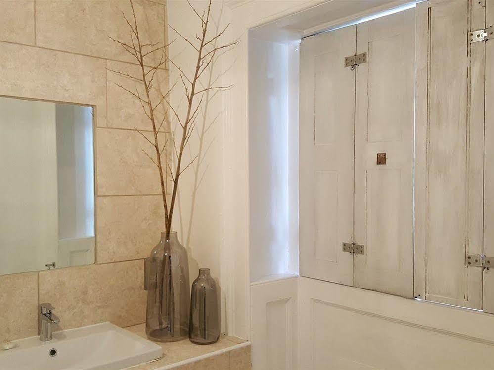 Grigshot Apartment Страуд Экстерьер фото
